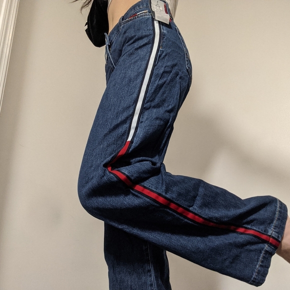 Tommy Hilfiger Wide Leg Logo Jeans New - Picture 2 of 10
